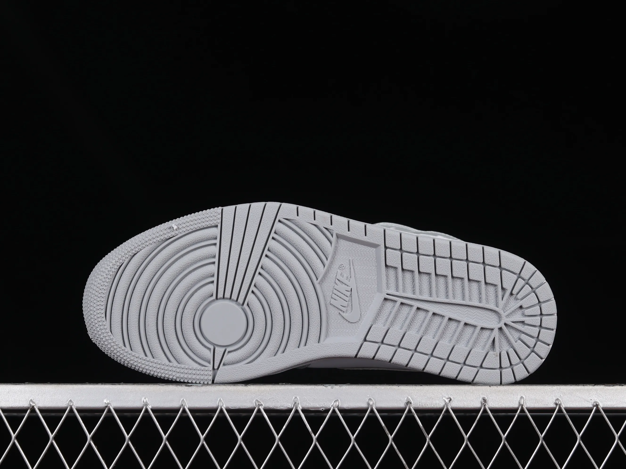 All categories Air Jordan Jordan series basketball shoes Air Jordan 1 Mid Air Jordan 1 Mid "Grey Sail" AJ Joe 1 New White Gray China Basketball Shoes BQ6472-115